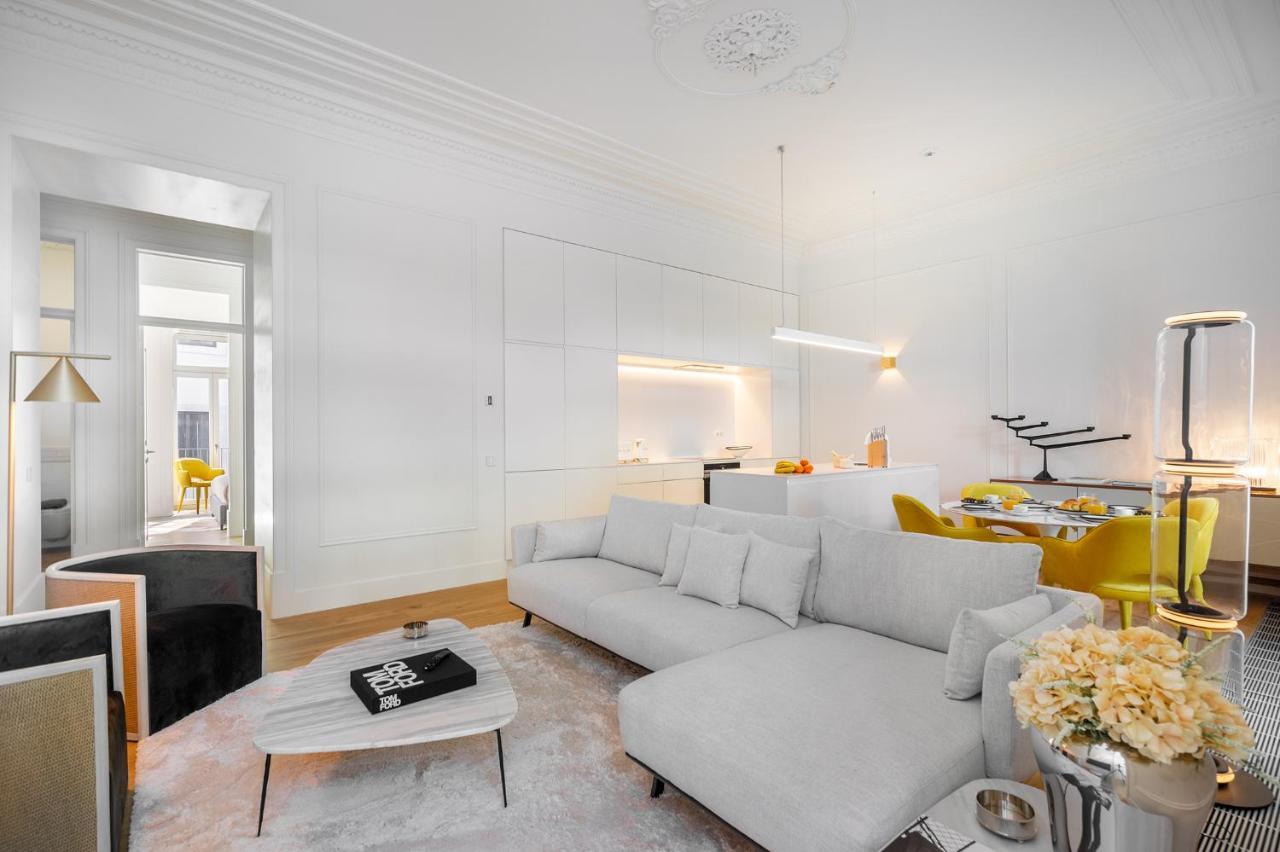 WHome | Av. da Liberdade Deluxe Apartment w/ S-Pool, Gym&Parking Lisbon Bagian luar foto