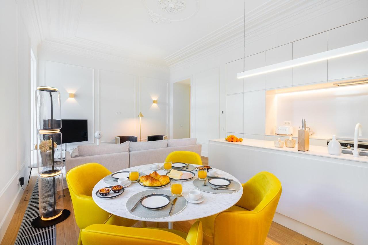 WHome | Av. da Liberdade Deluxe Apartment w/ S-Pool, Gym&Parking Lisbon Bagian luar foto