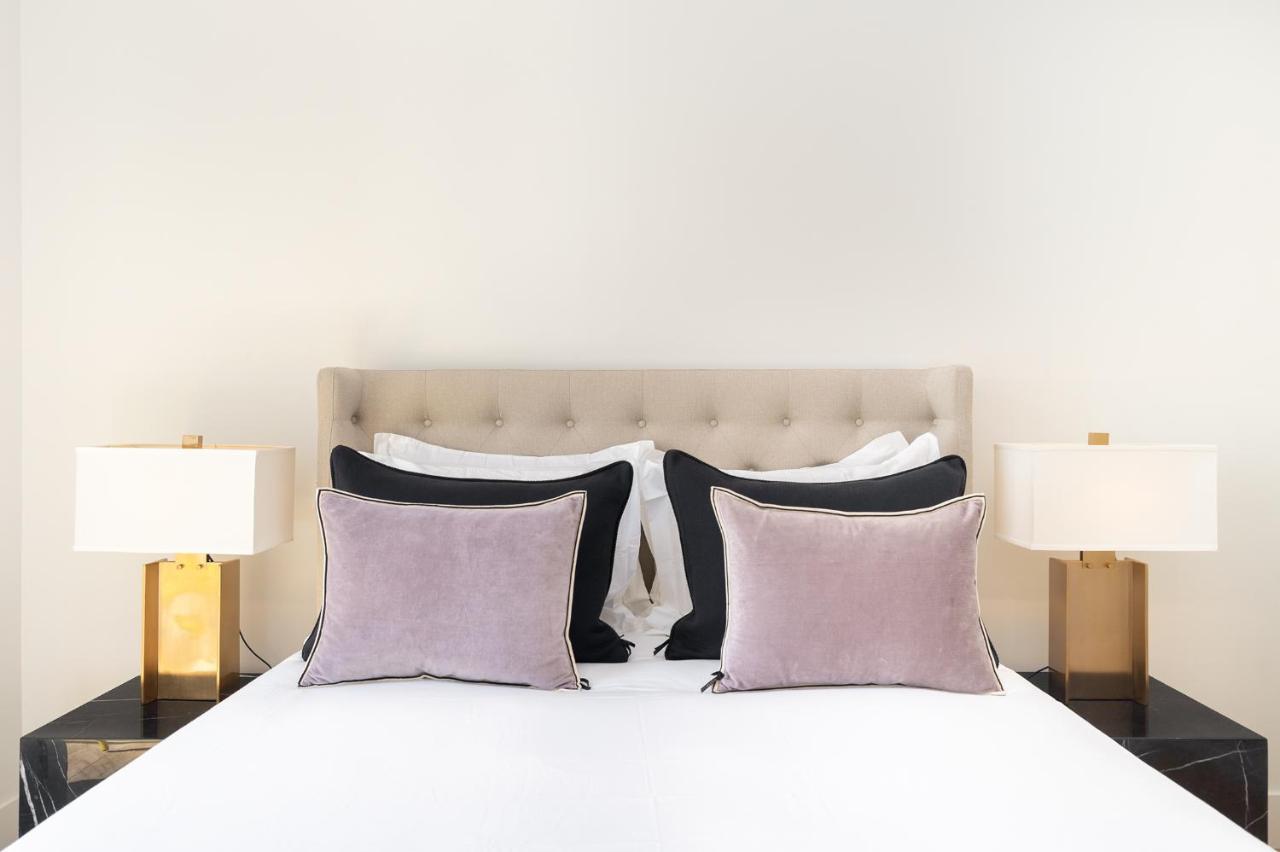 WHome | Av. da Liberdade Deluxe Apartment w/ S-Pool, Gym&Parking Lisbon Bagian luar foto