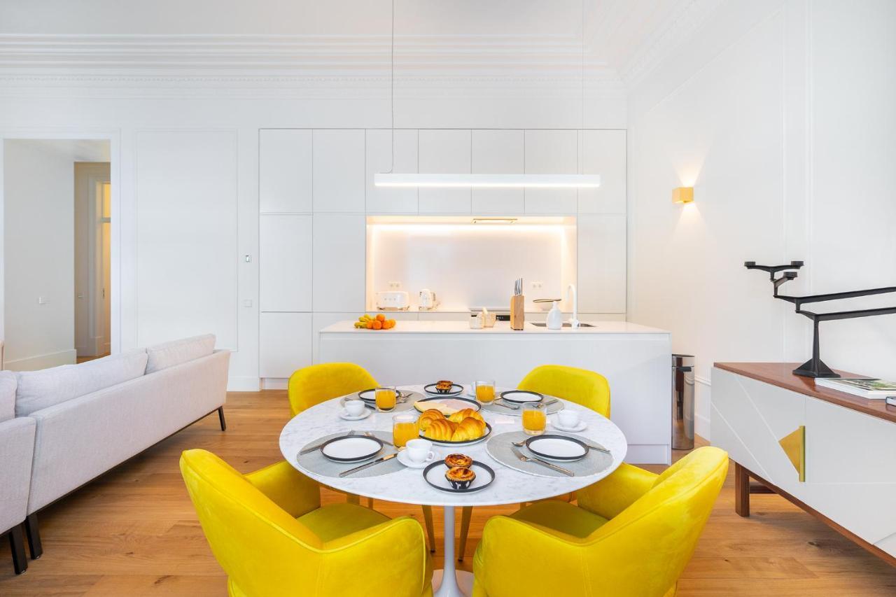 WHome | Av. da Liberdade Deluxe Apartment w/ S-Pool, Gym&Parking Lisbon Bagian luar foto